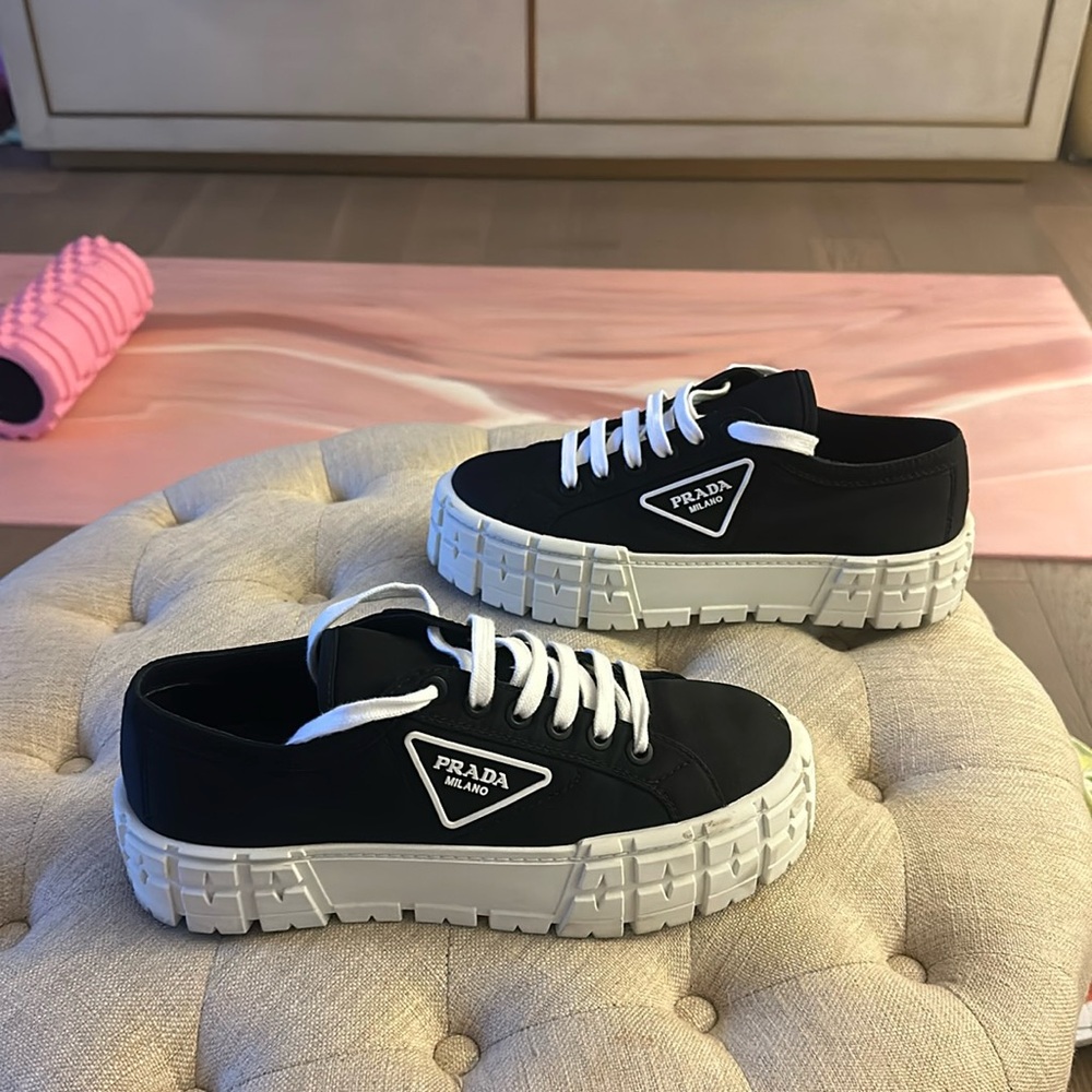 Prada Double Wheel Re-nylon Gabardine Sneakers / Size 41 / Black and White